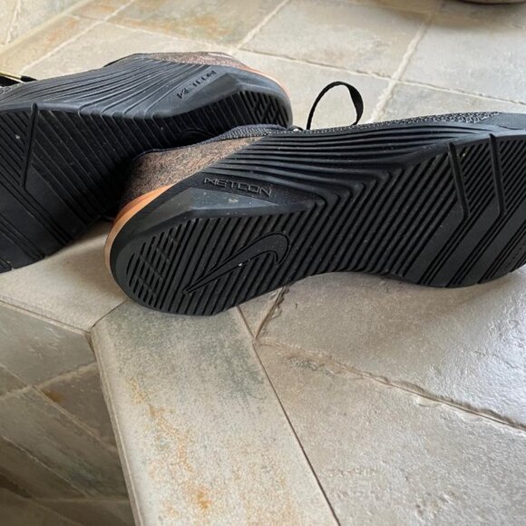 Women's Nike Metcon shoes size 10 - Picture 4 of 4